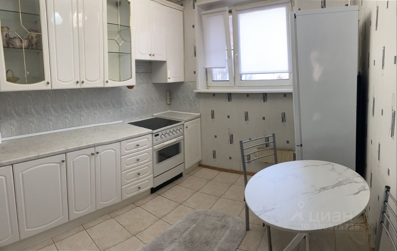 Аренда 2-комн квартиры на вторичном рынке улица Свободы, 30