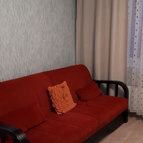 2-комн квартира с. Домодедово, улица Творчества, 5к1