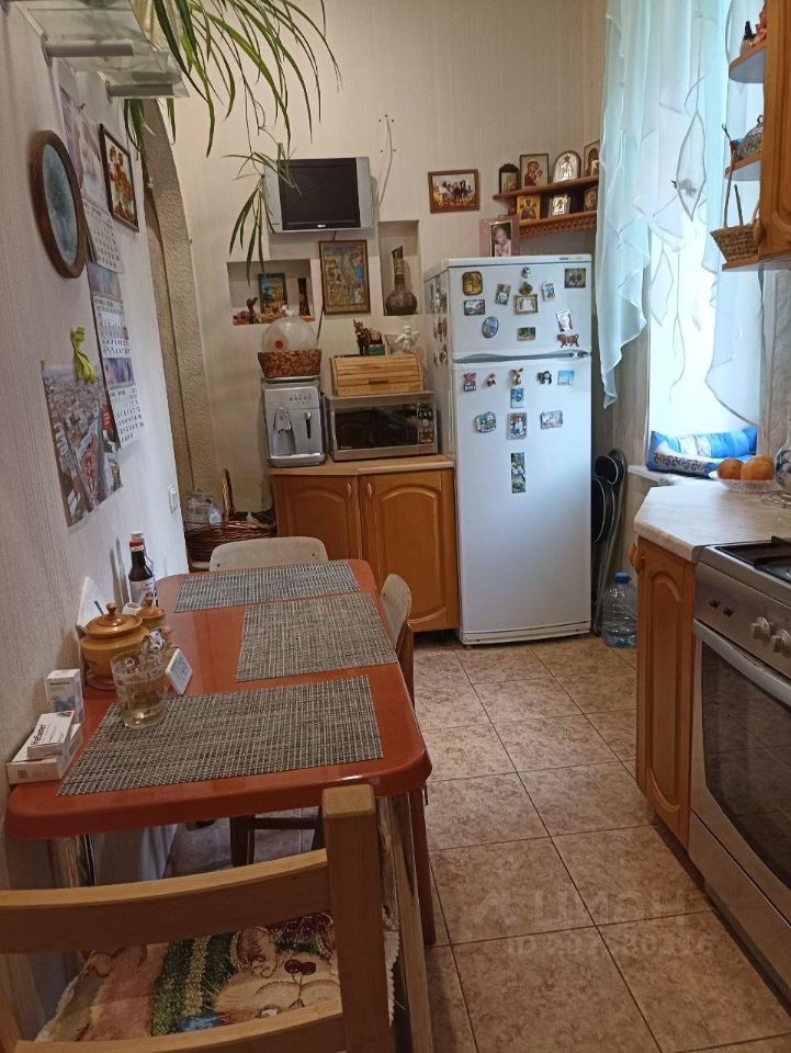 Продажа 3-комн квартиры на вторичном рынке набережная Канала Грибоедова, 72Л