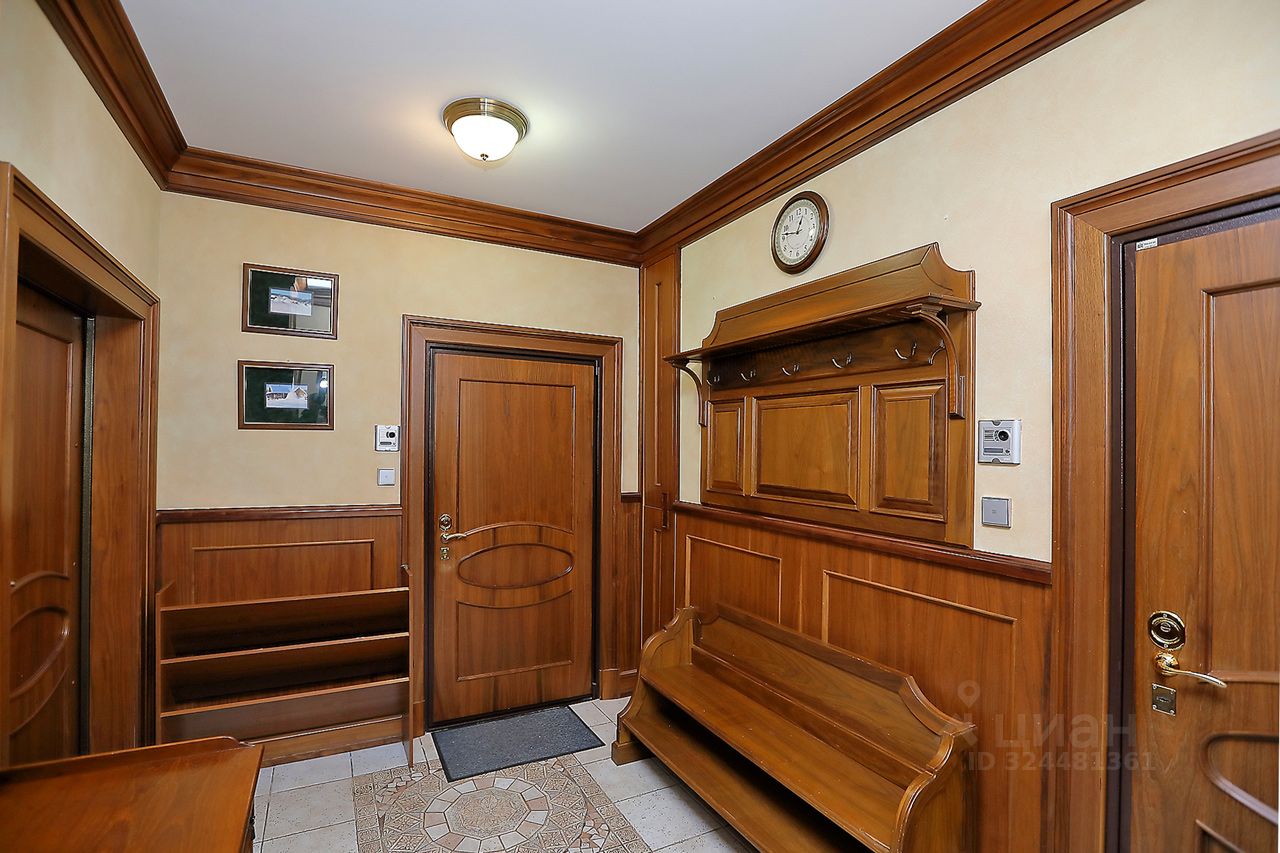 Продажа 6-комн квартиры на вторичном рынке улица Гашека, 2С1