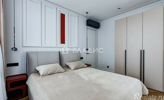 Продажа 3-комн квартиры на вторичном рынке Шмитовский проезд,  д. 39 к6