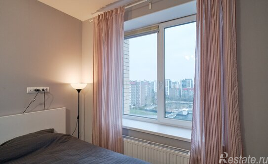 Продажа 1-комн квартиры на вторичном рынке Мурино, ул Шоссе в Лаврики,  д. 64,  к. 4