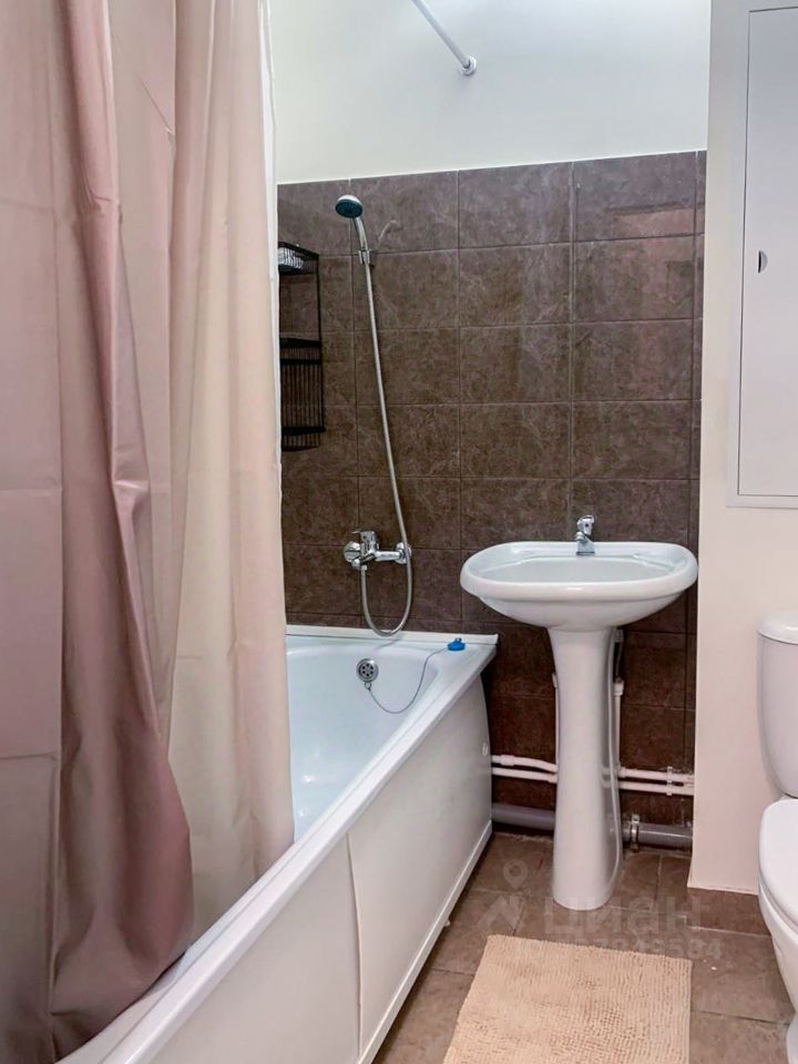 Продажа 1-комн квартиры на вторичном рынке Пригород Лесное мкр, Мисайлово пгт, улица Полевая, 2