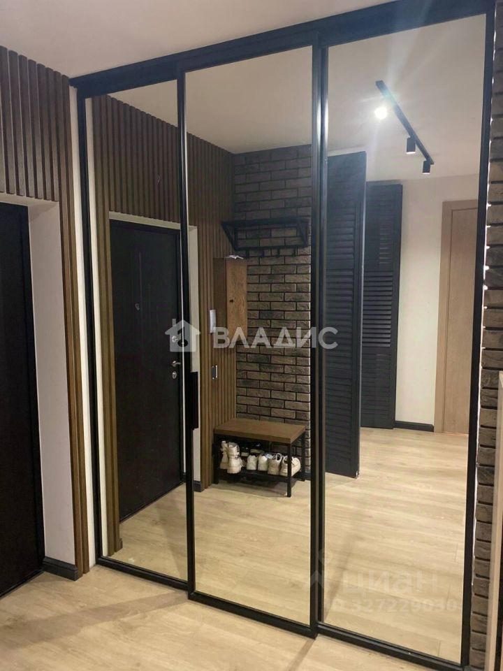 Продажа 1-комн квартиры на вторичном рынке Московский проспект, 73к5