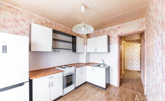 Продажа 1-комн квартиры на вторичном рынке Просвещения пр-кт,  д. 87,  к. 1