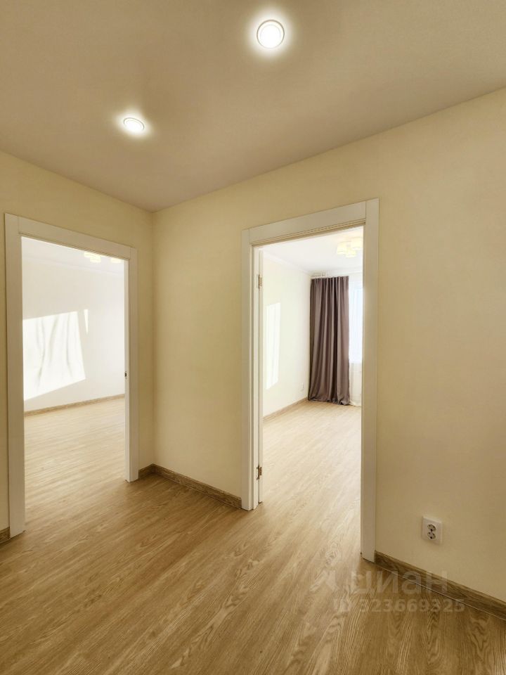 Продажа 2-комн квартиры на вторичном рынке пос. Шушары, Славянка тер., улица Ростовская, 14-16