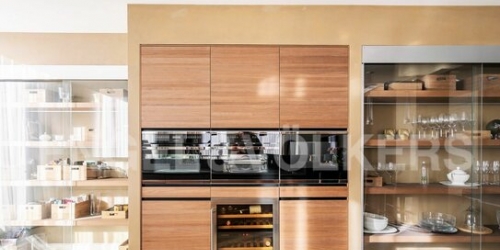 3-комн квартира Крестовский проспект,  д. 10