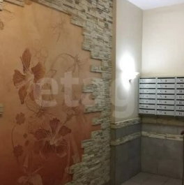 Продажа 1-комн квартиры на вторичном рынке Малоохтинский проспект,  д. 16 к1