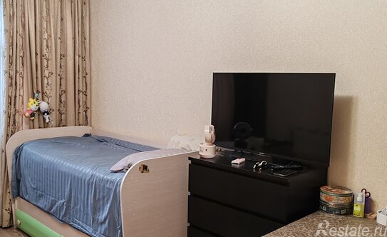 Продажа 4-комн квартиры на вторичном рынке улица Мусы Джалиля,  д. 9 к6