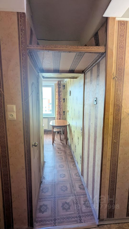 Продажа 3-комн квартиры на вторичном рынке проспект Художников, 18К1