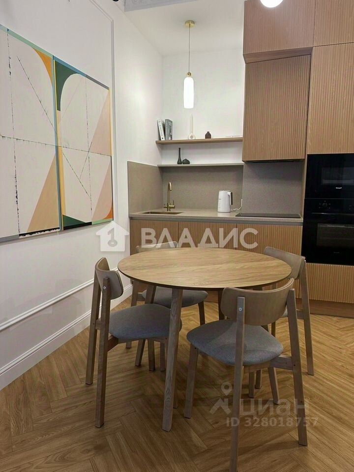 Продажа 3-комн квартиры на вторичном рынке улица Зорге, 9к1
