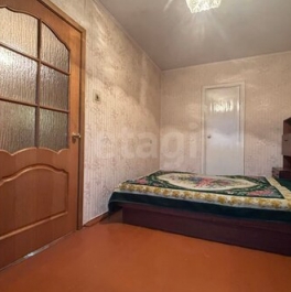 Продажа 2-комн квартиры на вторичном рынке Холодово, Коммунистическая улица,  д. 29