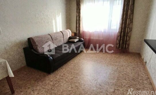 Продажа 1-комн квартиры на вторичном рынке улица Маршала Кожедуба,  д. 4