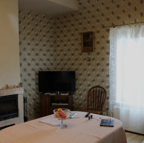 Коттедж/дом Пеники дер., Центральная ул. ,  д. 2