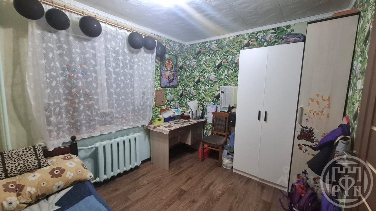 Продажа 2-комн квартиры на вторичном рынке Луга, Комсомольский проспект, 38