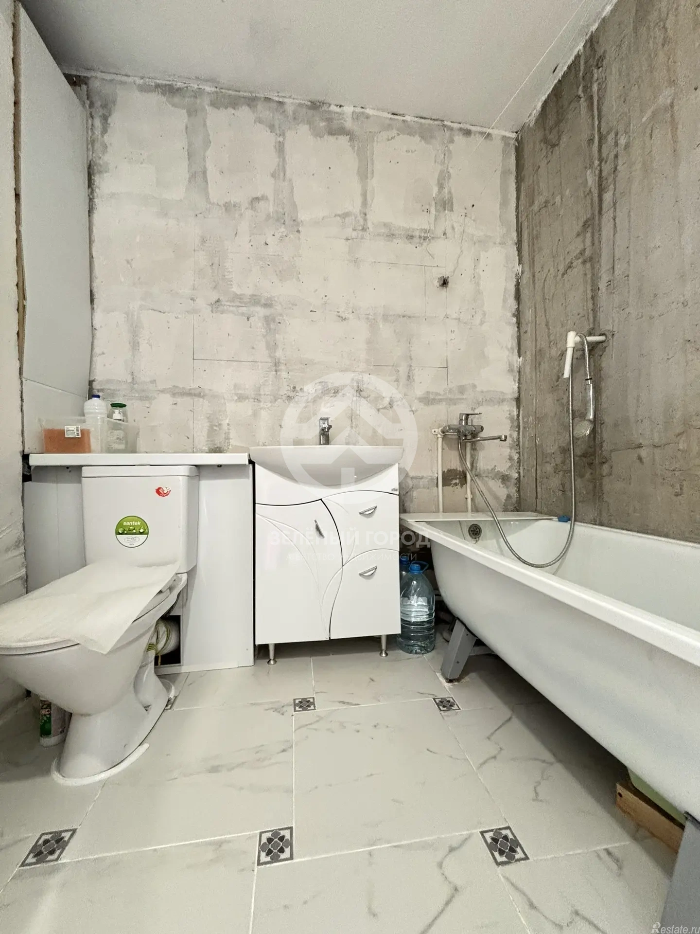 Продажа 1-комн квартиры на вторичном рынке Клин, Майданово, д. 2, к. 3,  д. 3