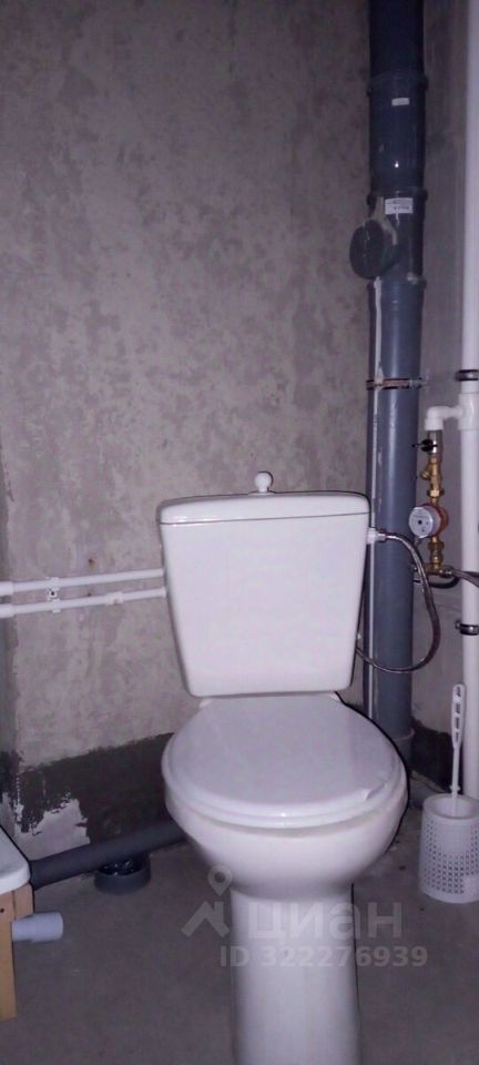 Продажа студии Имени Свердлова пгт, проезд Западный, 13/1