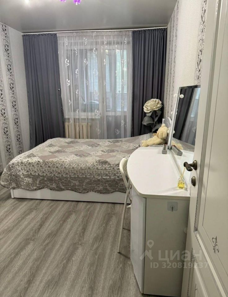 Продажа 4-комн квартиры на вторичном рынке Железнодорожный мкр, Балашиха, улица Новая,  д. 7