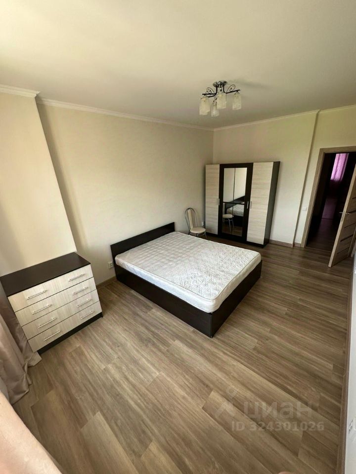 Продажа 2-комн квартиры на вторичном рынке пос. Мебельной Фабрики, улица Рассветная, 5