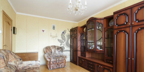 2-комн квартира Поэтический б-р,  д. 1,  к. 1