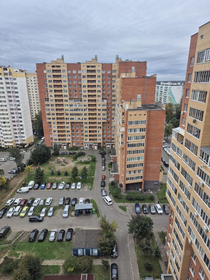 Продажа 1-комн квартиры на вторичном рынке Сходня мкр, улица Мичурина, 15