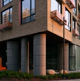 Продажа 3-комн квартиры на вторичном рынке Сосинская улица,  д. 43 с1