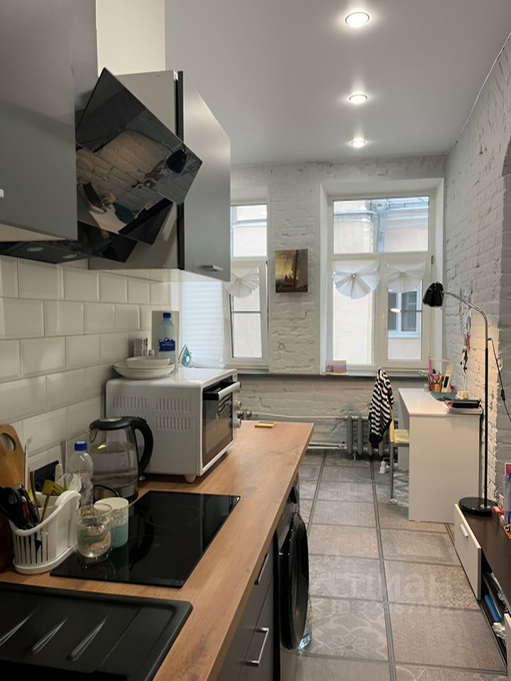 Продажа студии Невский проспект, 136литБ