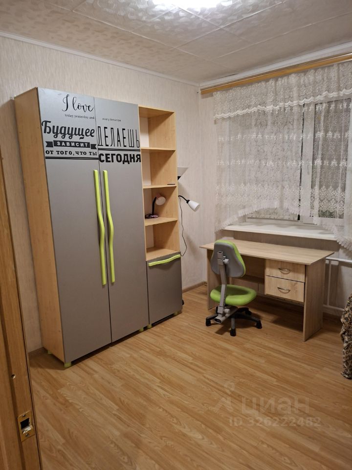 Аренда 3-комн квартиры на вторичном рынке 2-й мкр,  д. 50