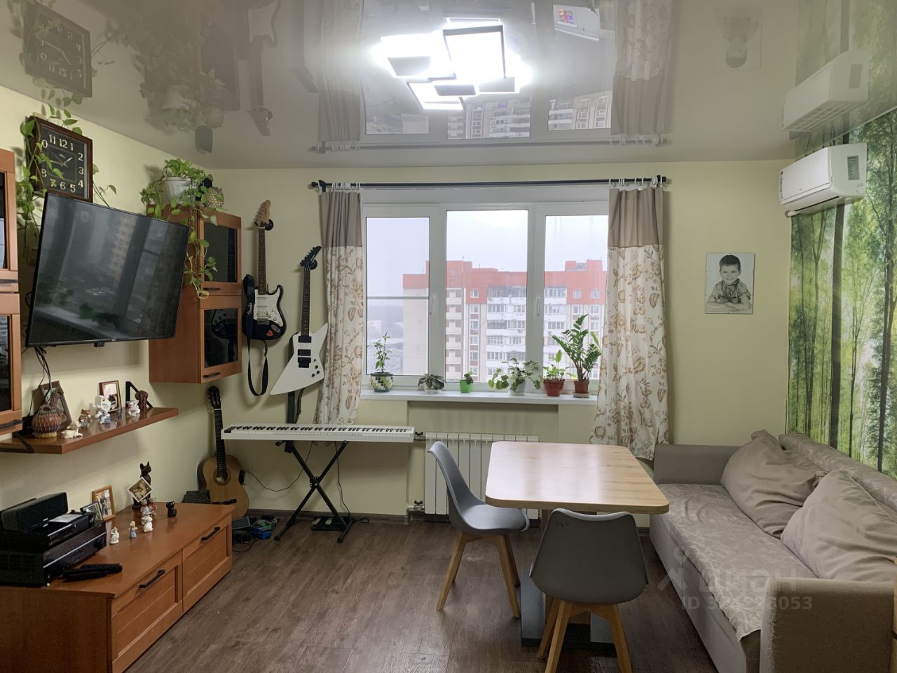 Продажа 3-комн квартиры на вторичном рынке улица Генерала Кузнецова, 17