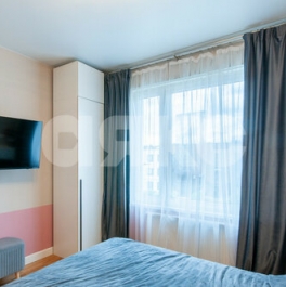 Продажа 3-комн квартиры на вторичном рынке Красный Посёлок, улица Фадеева,  д. 4