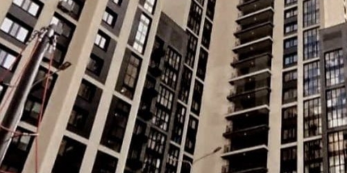 3-комн квартира улица Красных Зорь, 23