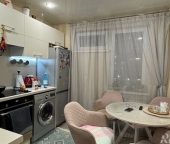 Продать Квартиры вторичка Школьная улица  90 к3 