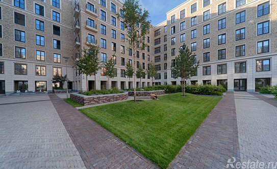 Продажа 4-комн квартиры на вторичном рынке Шлюзовая наб,  д. 2А