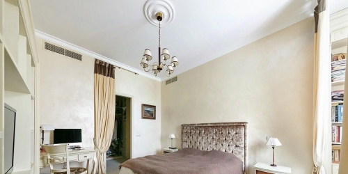 4-комн квартира Печатников переулок,  д. 12