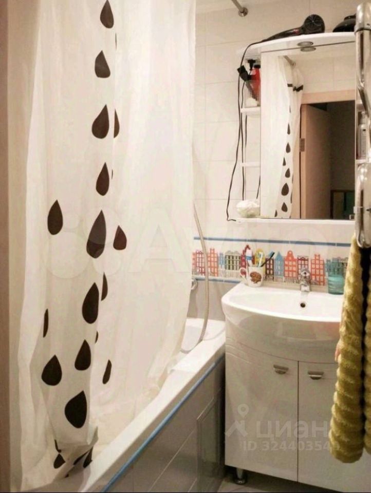 Аренда 2-комн квартиры на вторичном рынке Ракетный бульвар, 9К1