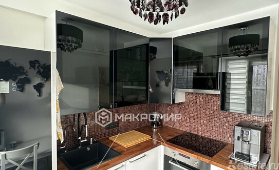 Продажа 2-комн квартиры на вторичном рынке Комендантский пр-кт,  д. 34 к3