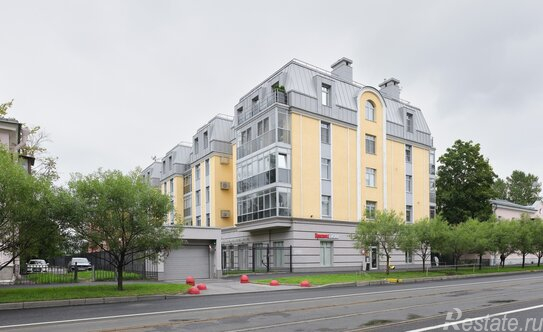 Продажа 3-комн квартиры на вторичном рынке улица Савушкина,  д. 43