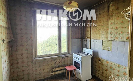 Продажа 3-комн квартиры на вторичном рынке Днепропетровская улица,  д. 31