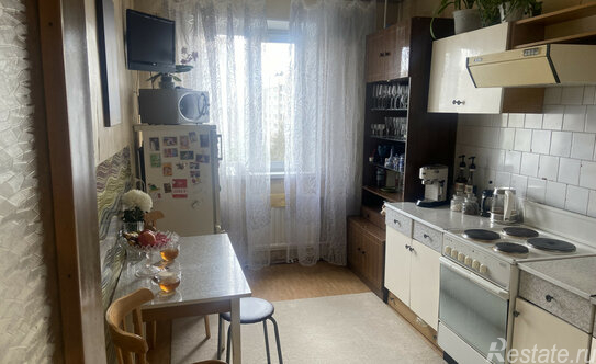 Продажа 2-комн квартиры на вторичном рынке Шлиссельбургский пр-кт,  д. 1