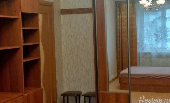 Продажа 2-комн квартиры на вторичном рынке Заря, ул Молодежная,  д. 17