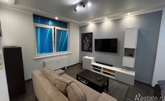 Продажа 1-комн квартиры на вторичном рынке Маршала Блюхера пр-кт,  д. 9 к2