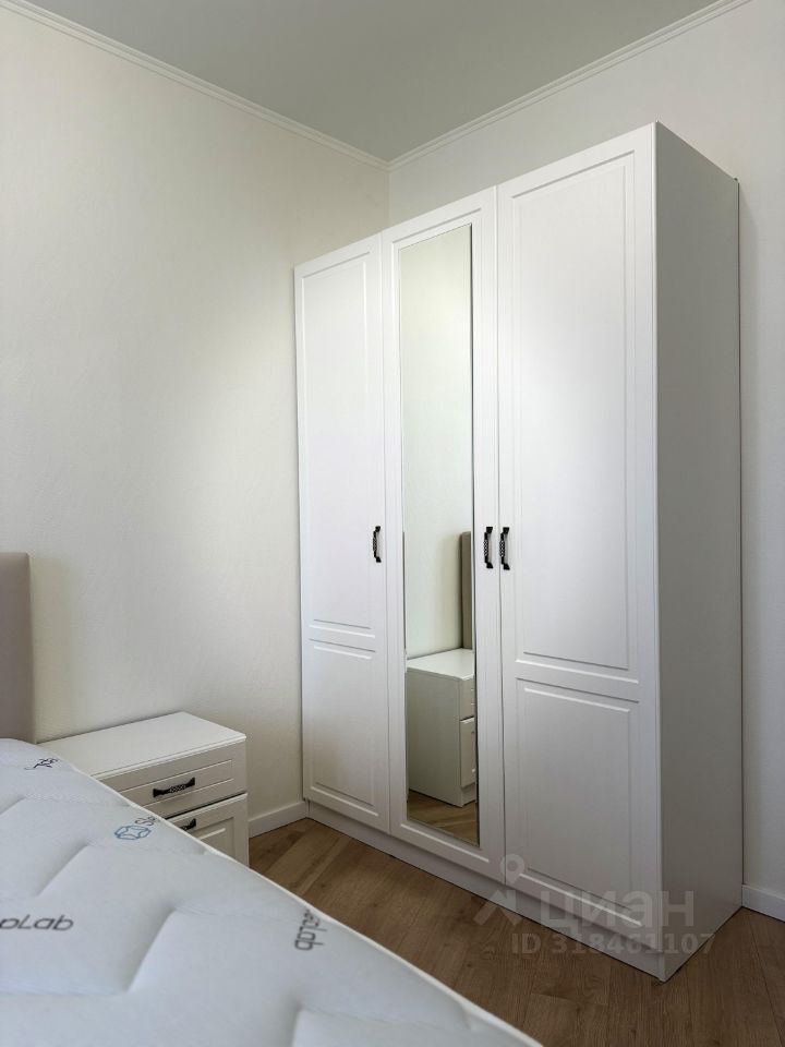 Аренда 2-комн квартиры на вторичном рынке Комендантский проспект, 63