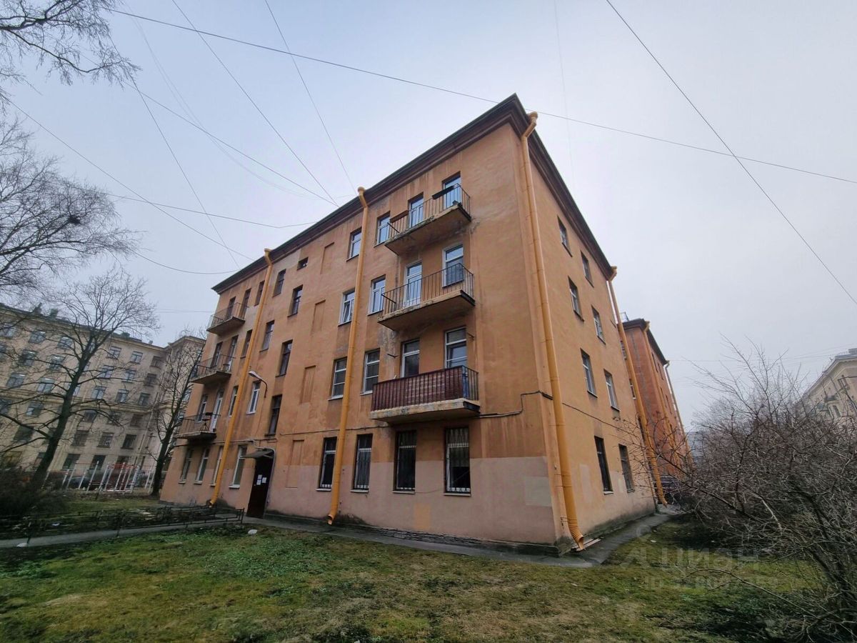 Продажа 2-комн квартиры на вторичном рынке улица Остоумова, 7-9Б