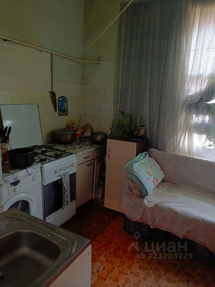 Продажа комнаты Большие Дворы пгт, улица Маяковского, 136