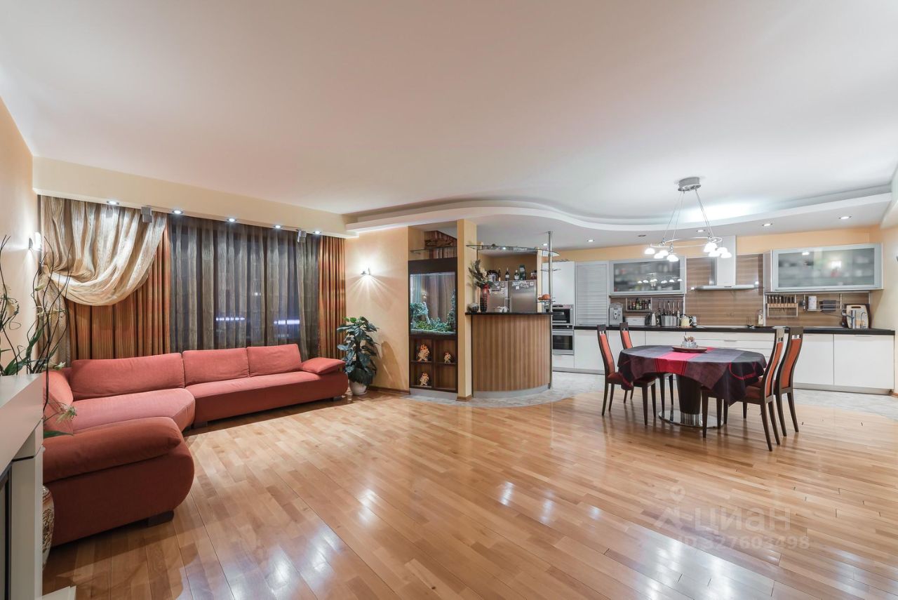 Аренда 4-комн квартиры на вторичном рынке проспект Вернадского, 92