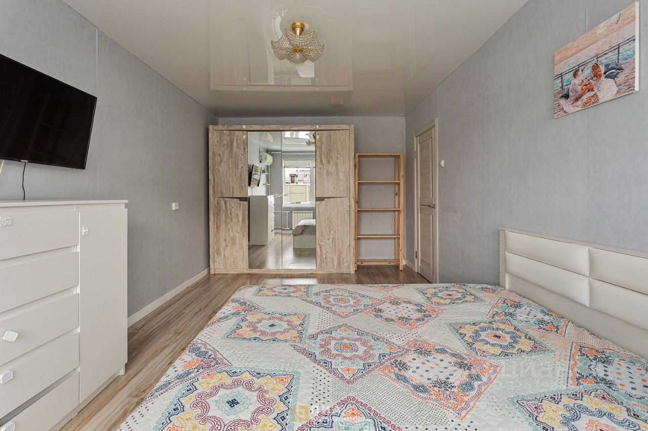 Продажа 1-комн квартиры на вторичном рынке улица Генерала Симоняка, 8К2