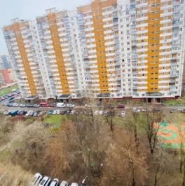 Продажа 2-комн квартиры на вторичном рынке Мичуринский пр-кт,  д. 27 к2