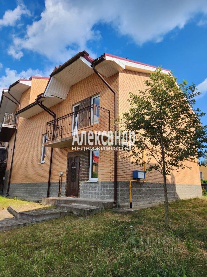 Продажа 5-комн квартиры на вторичном рынке Зеленогорск, Липовая улица, 21