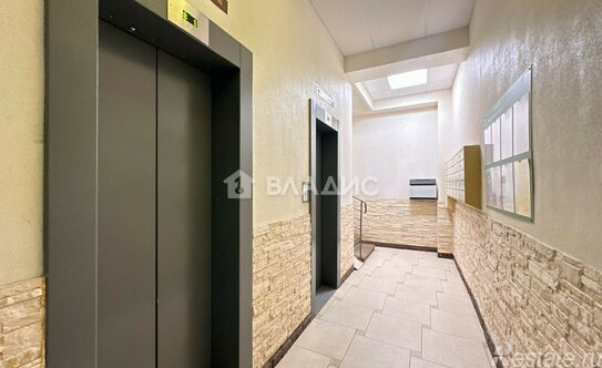 Продажа 3-комн квартиры на вторичном рынке улица Грина,  д. 15