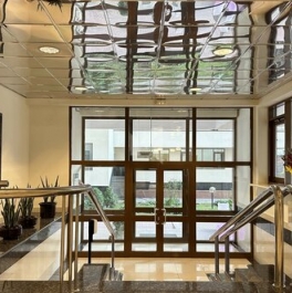 Продажа 4-комн квартиры на вторичном рынке ул Архитектора Власова,  д. 6